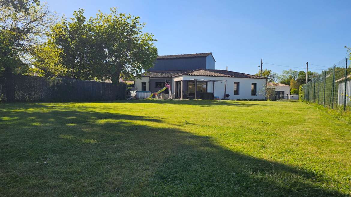 Maison Les Sorinieres 6 pièces, 153 m2, 4 chambres + bureau