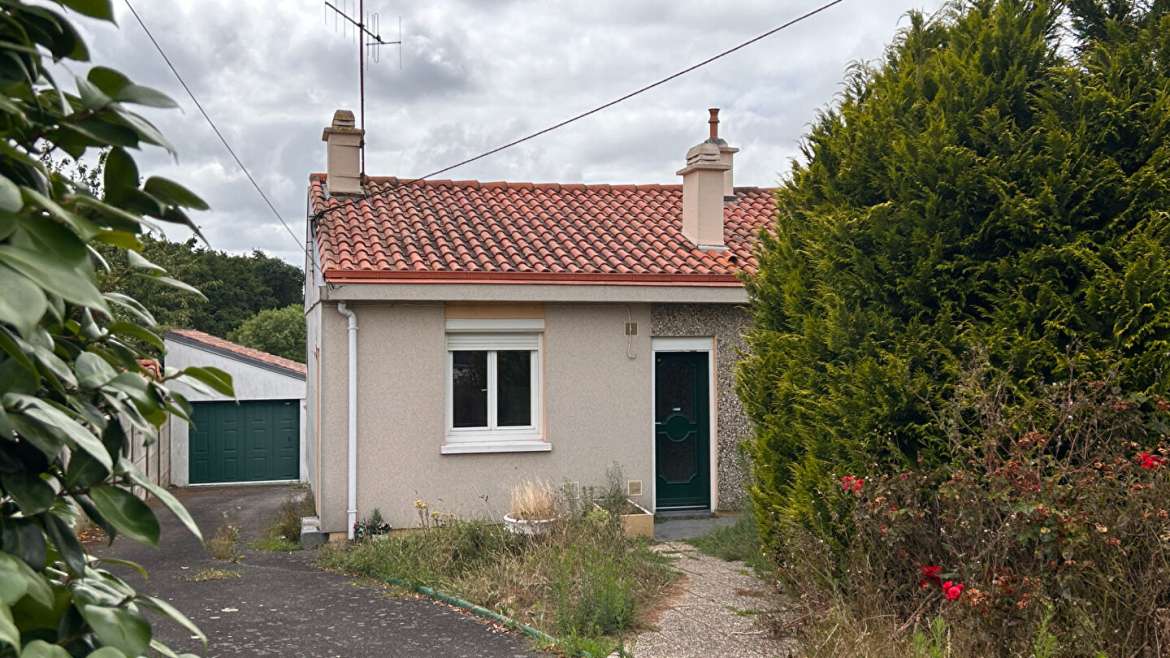 Maison de Plain-pied. Bouguenais Bourg