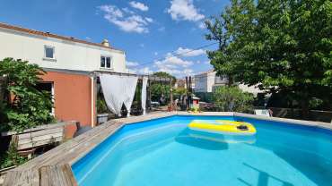 Maison Les Sorinieres 126 m2, 4 chambres, piscine hors-sol