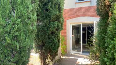Appartement T3 avec balcon, 2 parkings et piscine