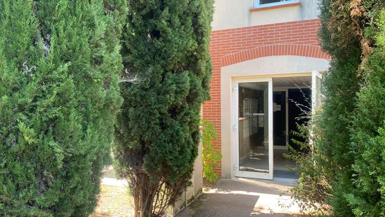 Appartement  T3 avec balcon, 2 parkings et piscine