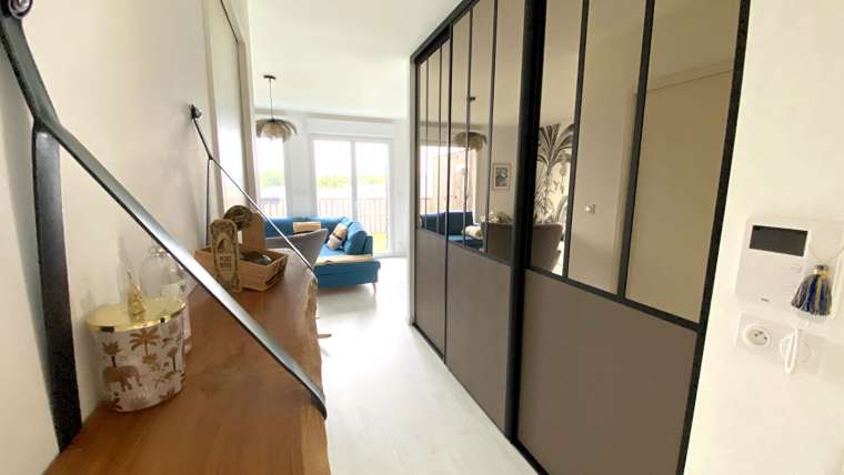Appartement T3 Les Sorinieres avec terrasse et parking