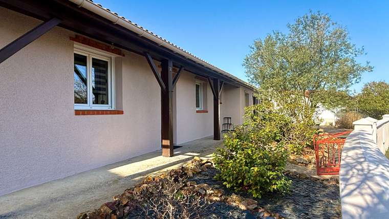 Maison plain-pied 137m2 en plein bourg des Sorinières.