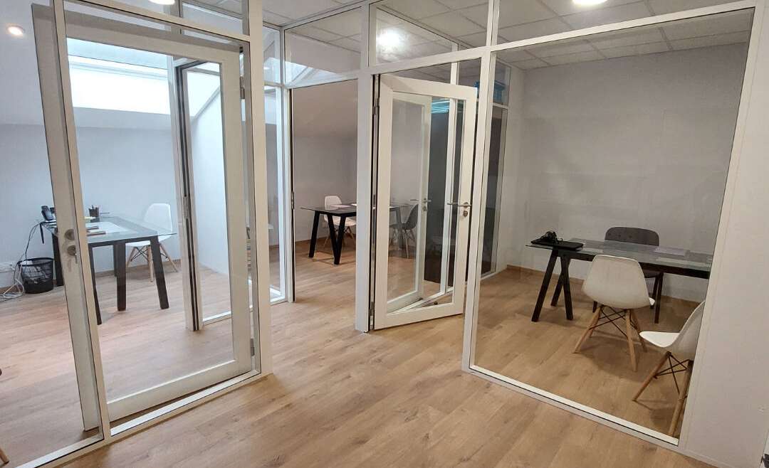 Local commercial  à Louer 110 m2